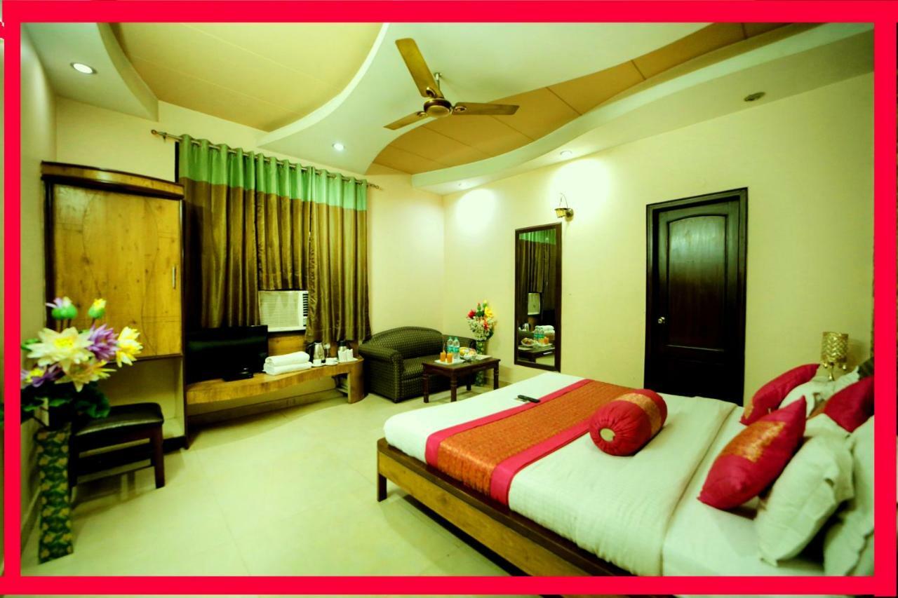 Hotel Blue Bell - Karol Bagh New Delhi Экстерьер фото